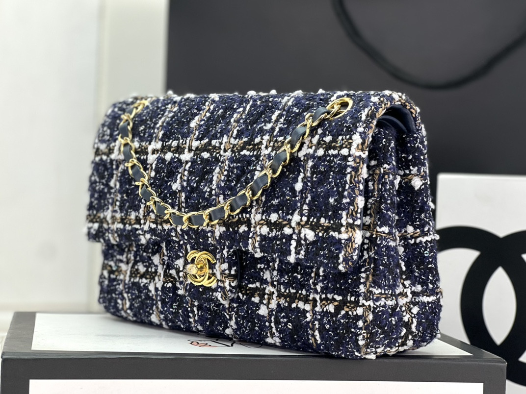 Ch*el classic 11.12 handbag tweed & gold-tone metal   6 × 9.9 × 2.5 in