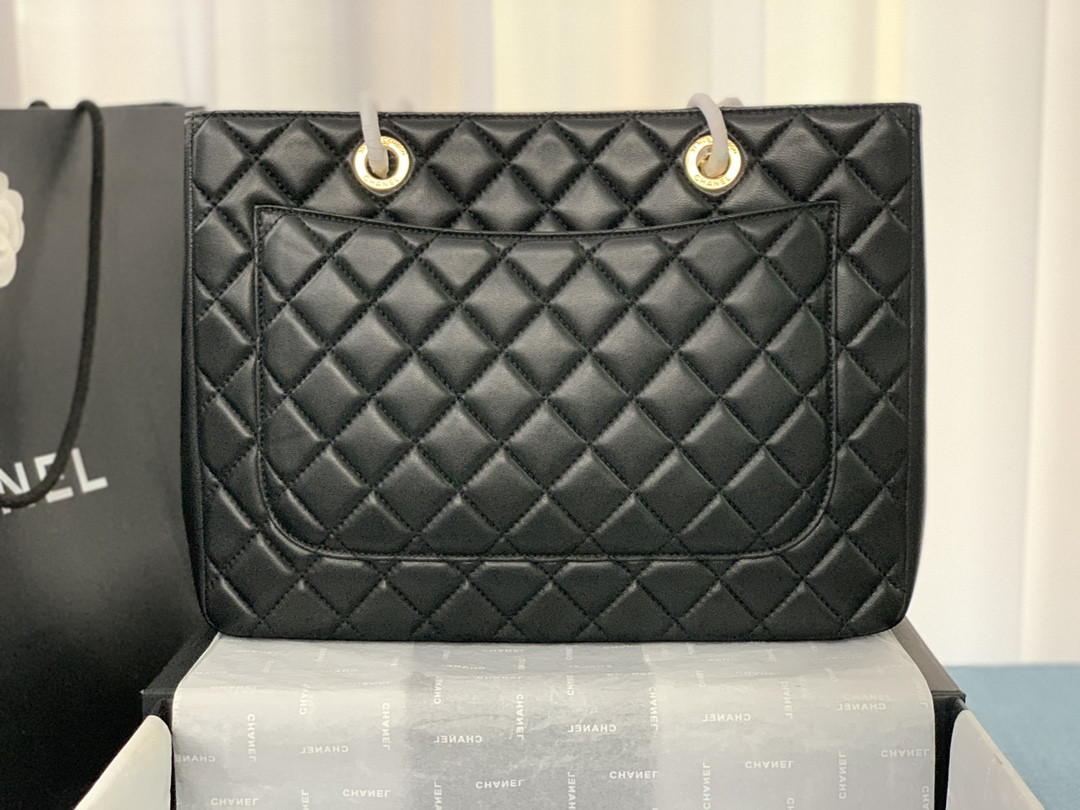 Ch*el gst lambskin leather hardware  24x33x13cm