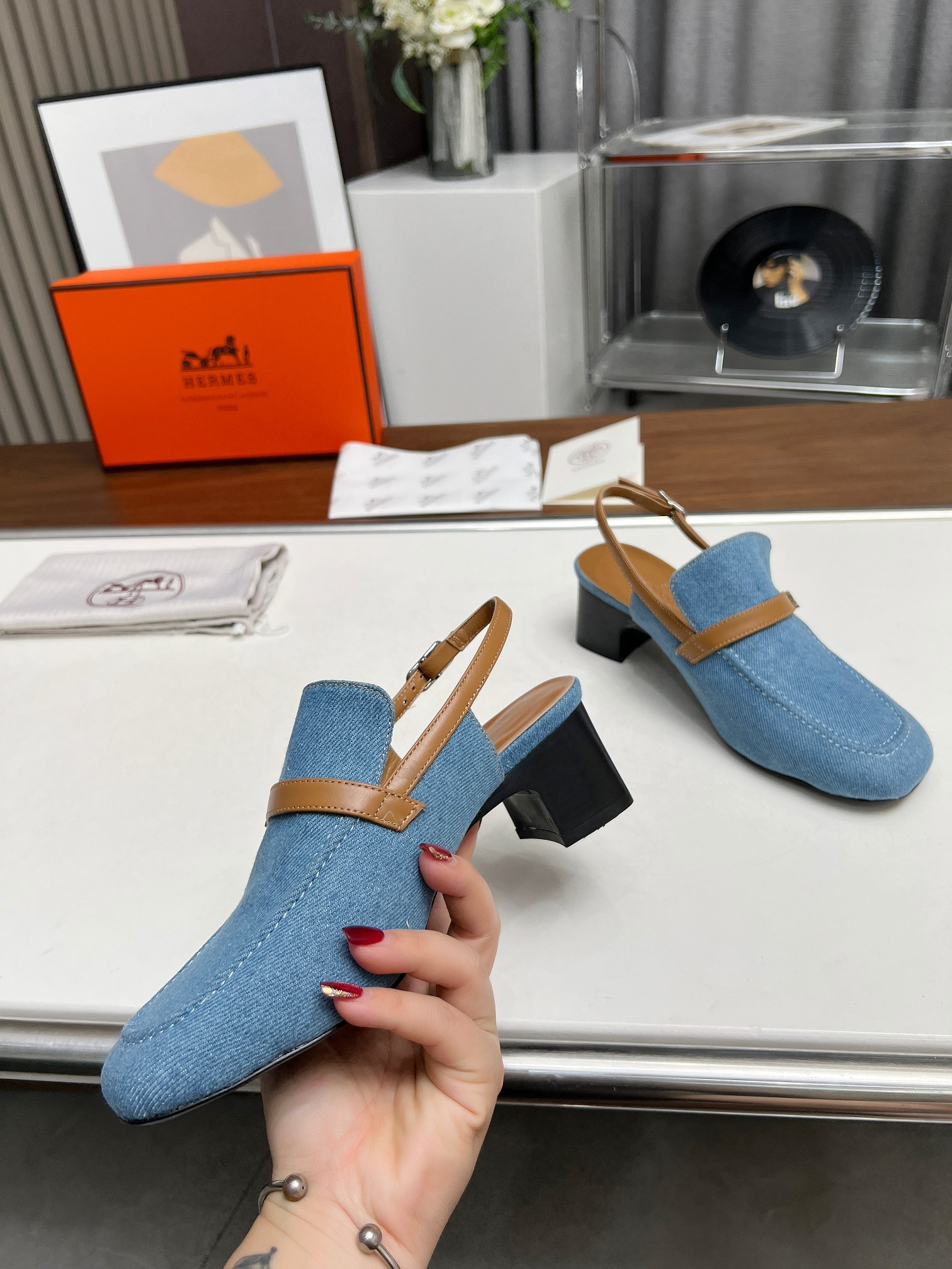 ua H**me5 infinie 50 pump