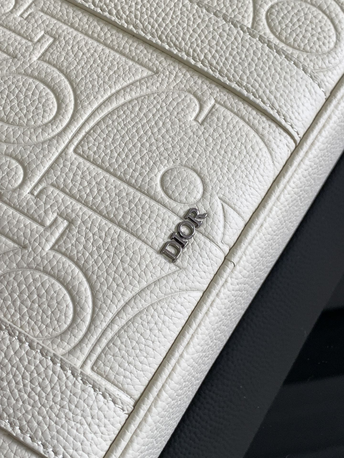 D*or briefcase white D*or gravity leather and white grained calfskin 37 x 28 x 6 cm