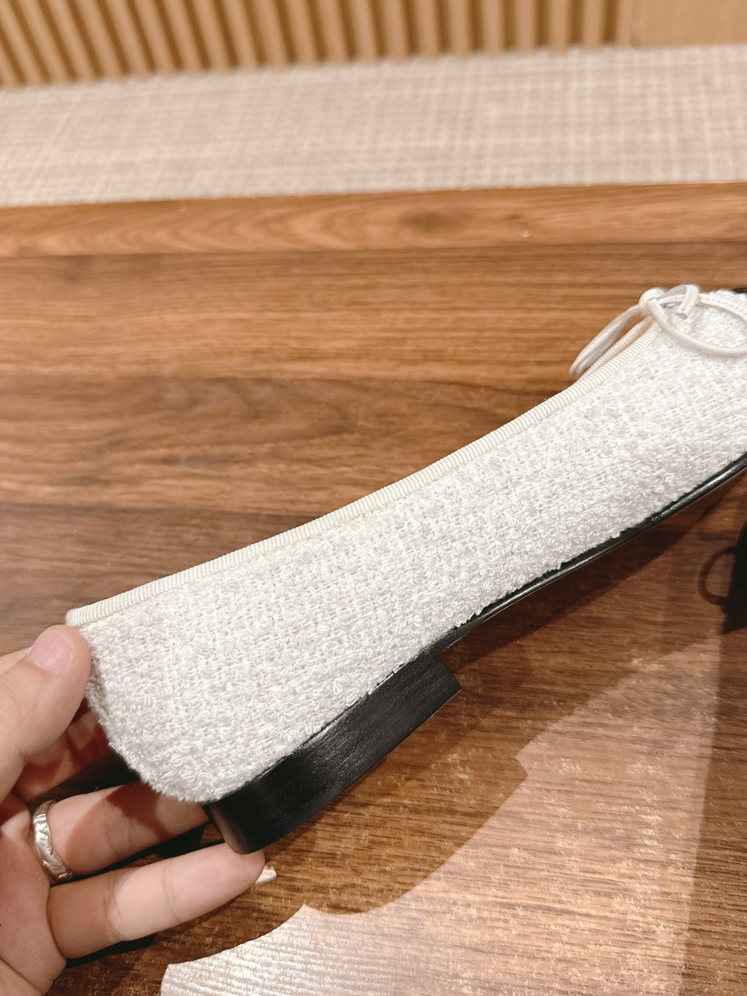 ua Ch*el ballet flats