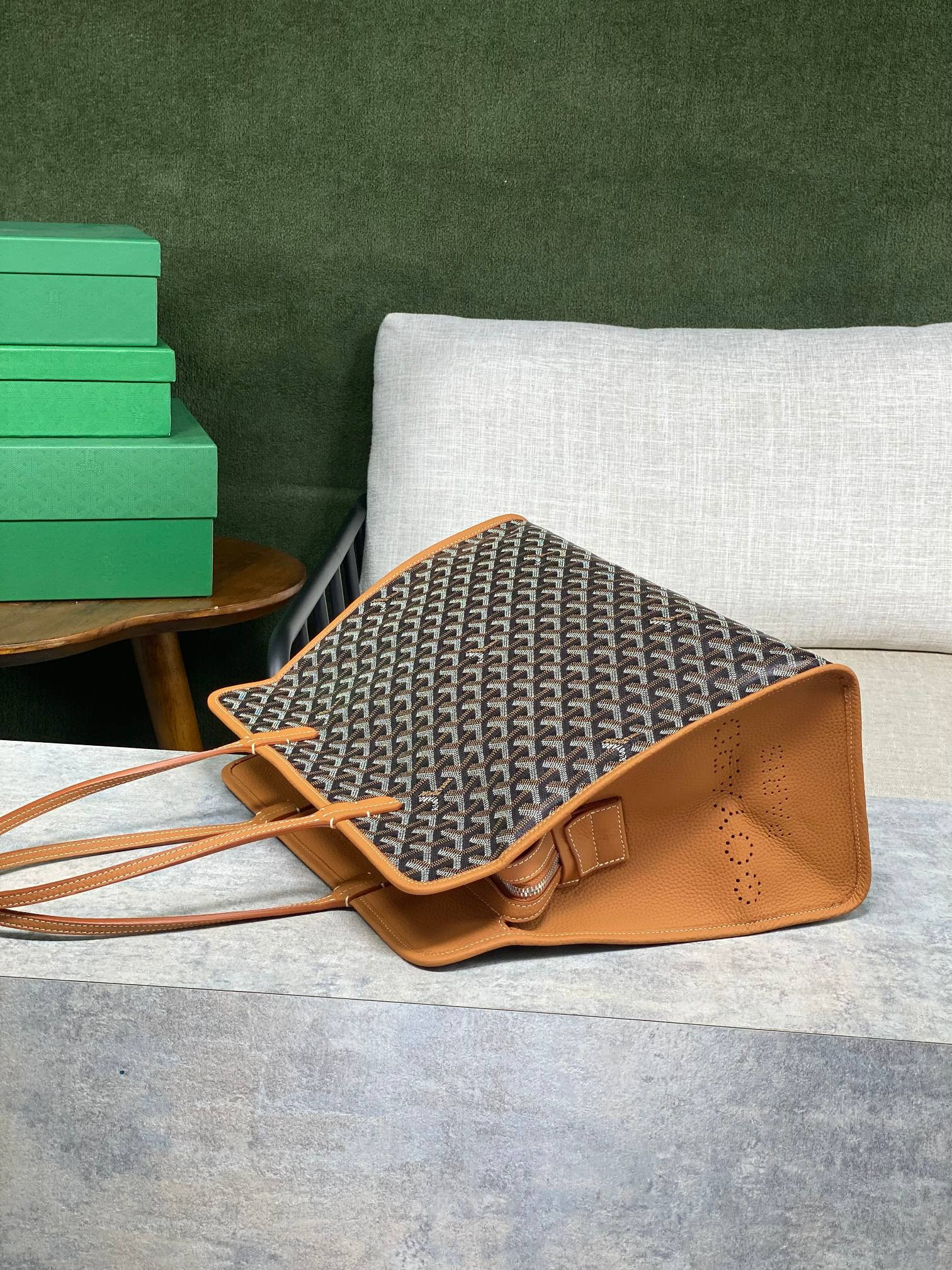 Go*ard chic du chien 41x30x16.5cm