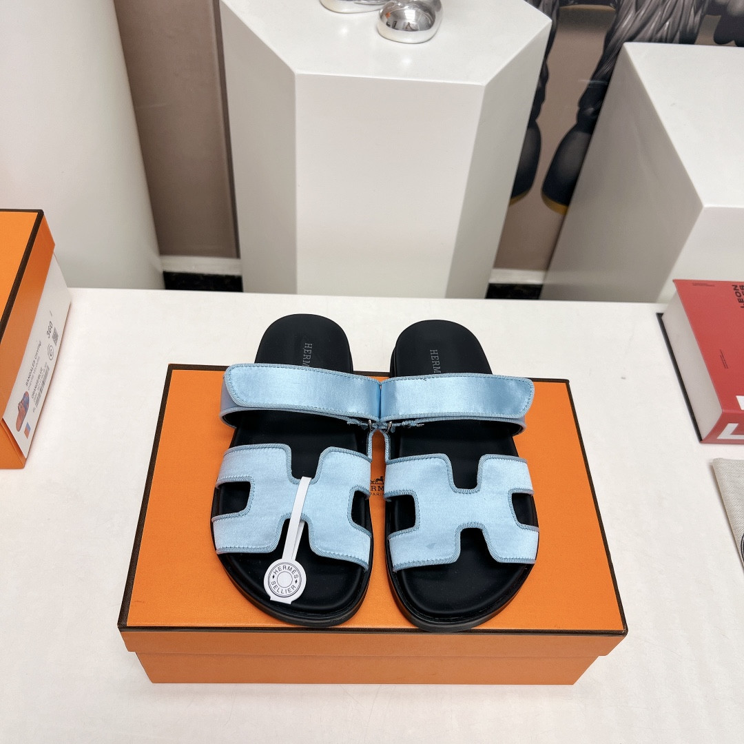 ua H**me5 chypre sandal
