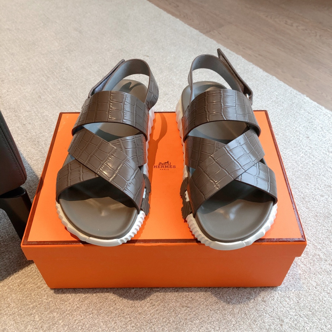 ua H**me5 electric sandal