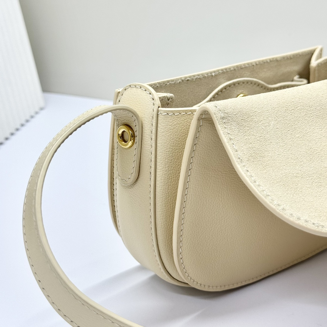 L**o p*ana mini ghiera bag 18x13x7 cm