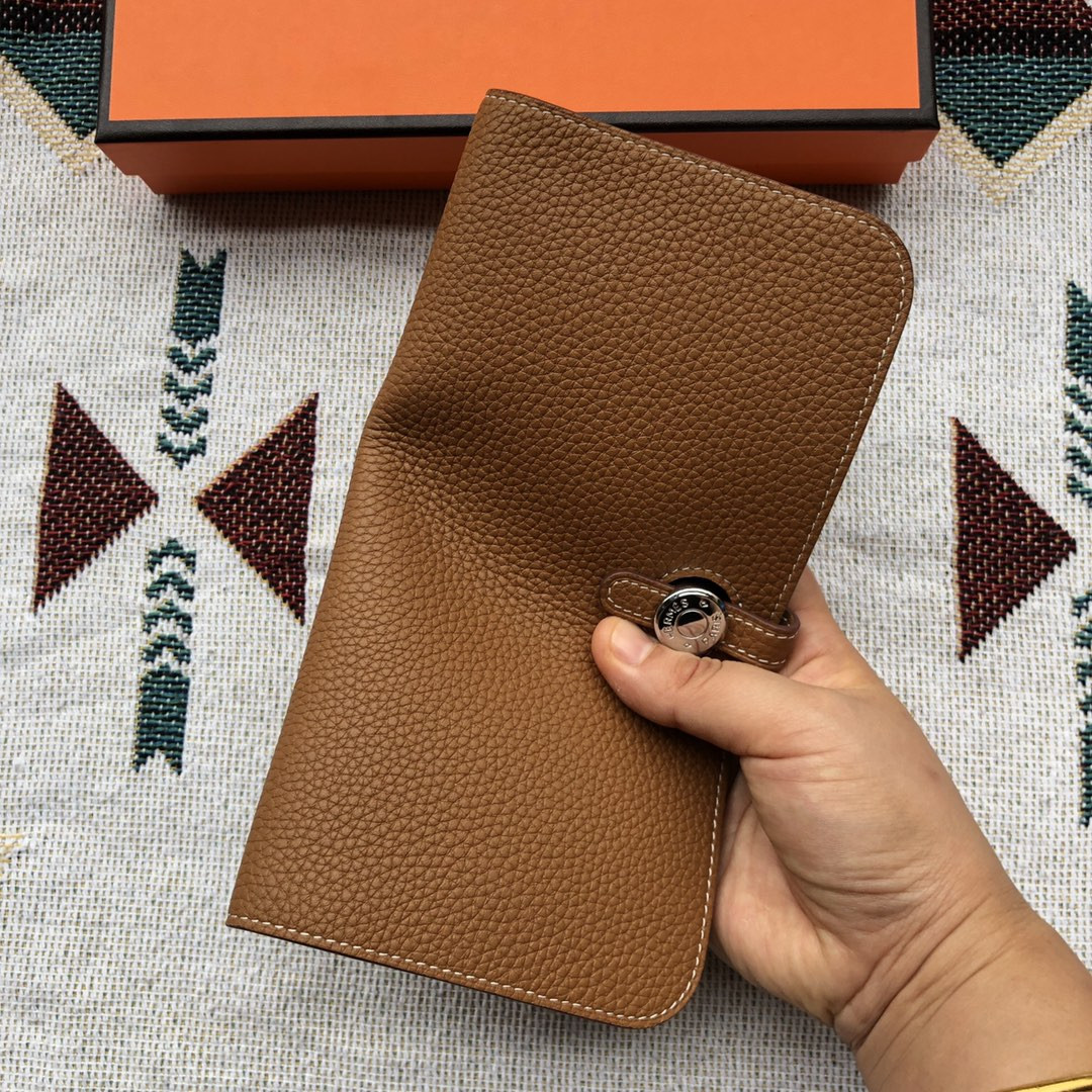 H**me5 dogon duo wallet
