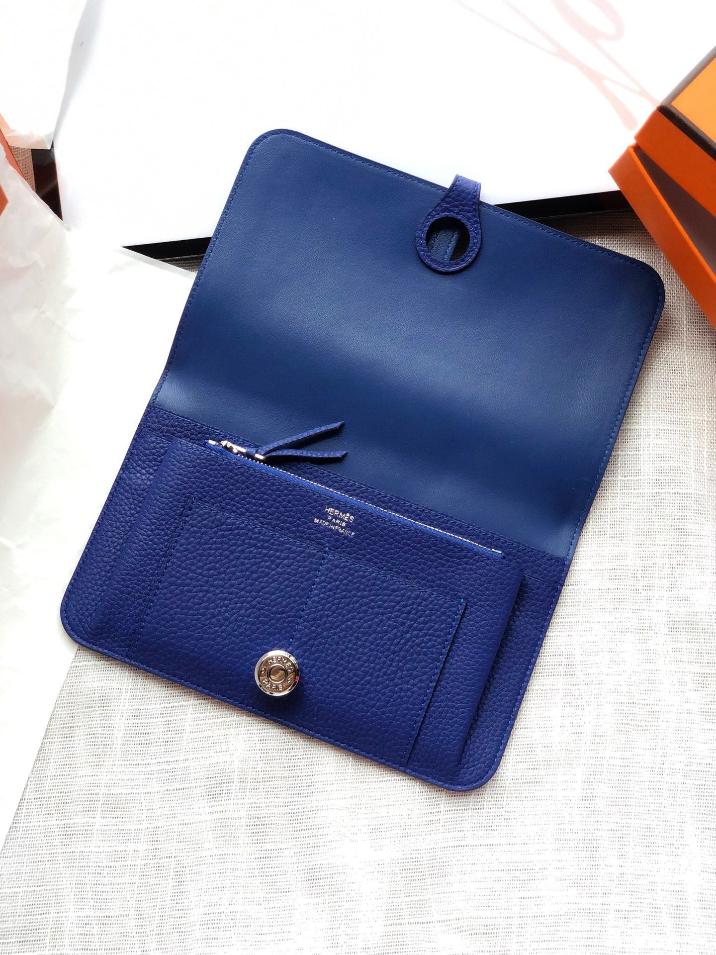 H**me5 dogon duo wallet 20.1cm