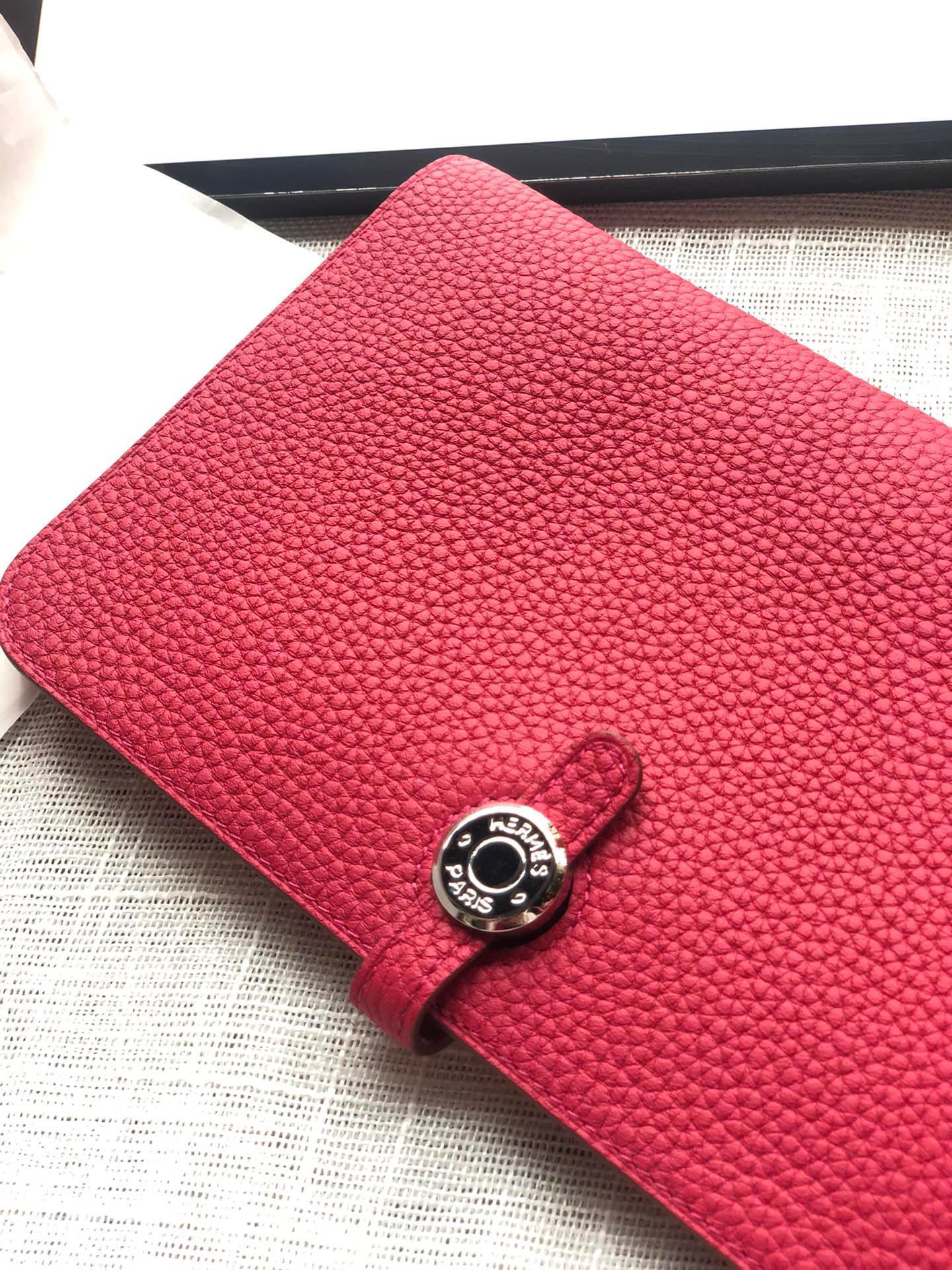 H**me5 dogon duo wallet 20.1cm