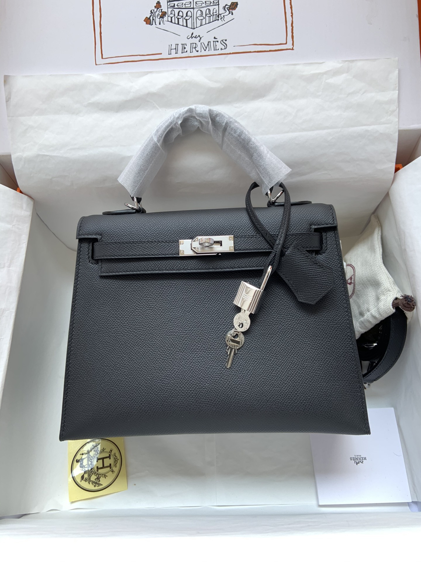 H**mes Kelly Silver-tone Hardware 25 28