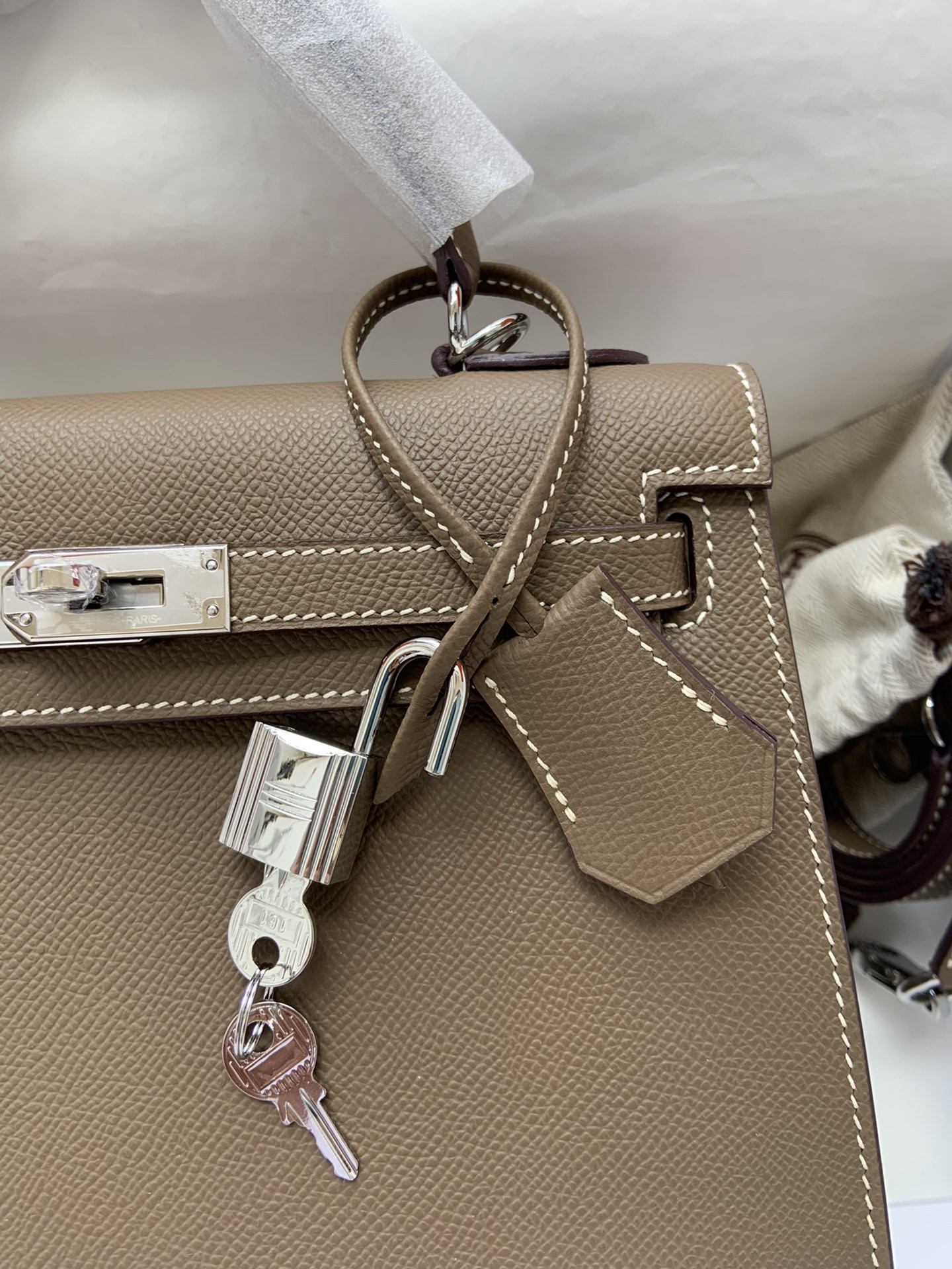 H**mes Kelly Silver-tone Hardware 25 28