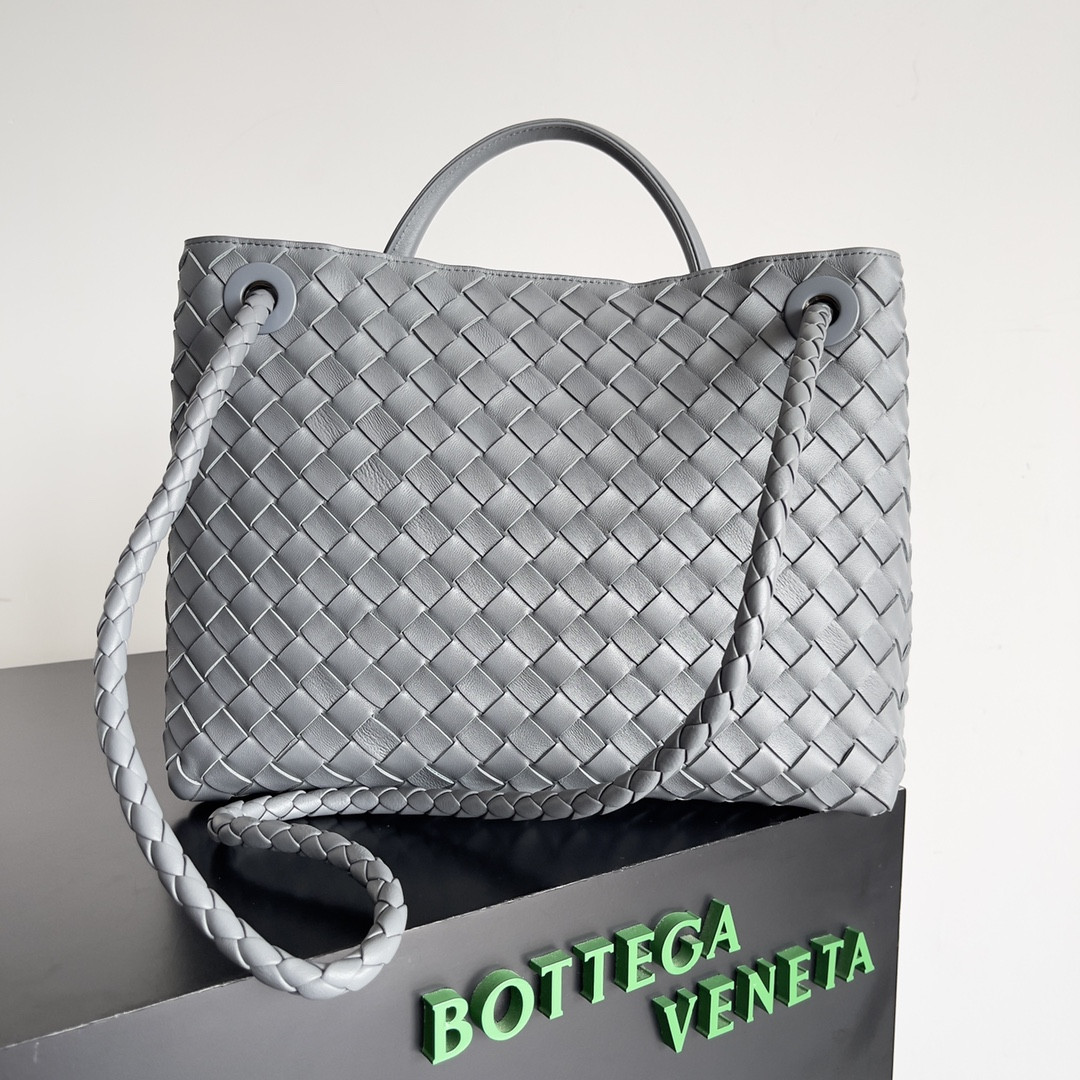 bo*te*ga Ve*ne*ta medium andiamo 32x25x11cm