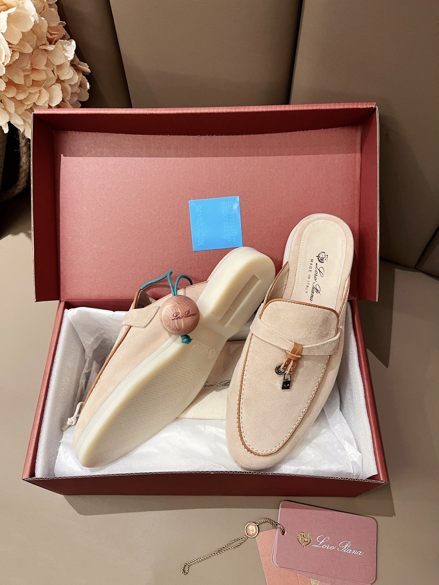 ua L**o p*ana babouche charms walk loafers