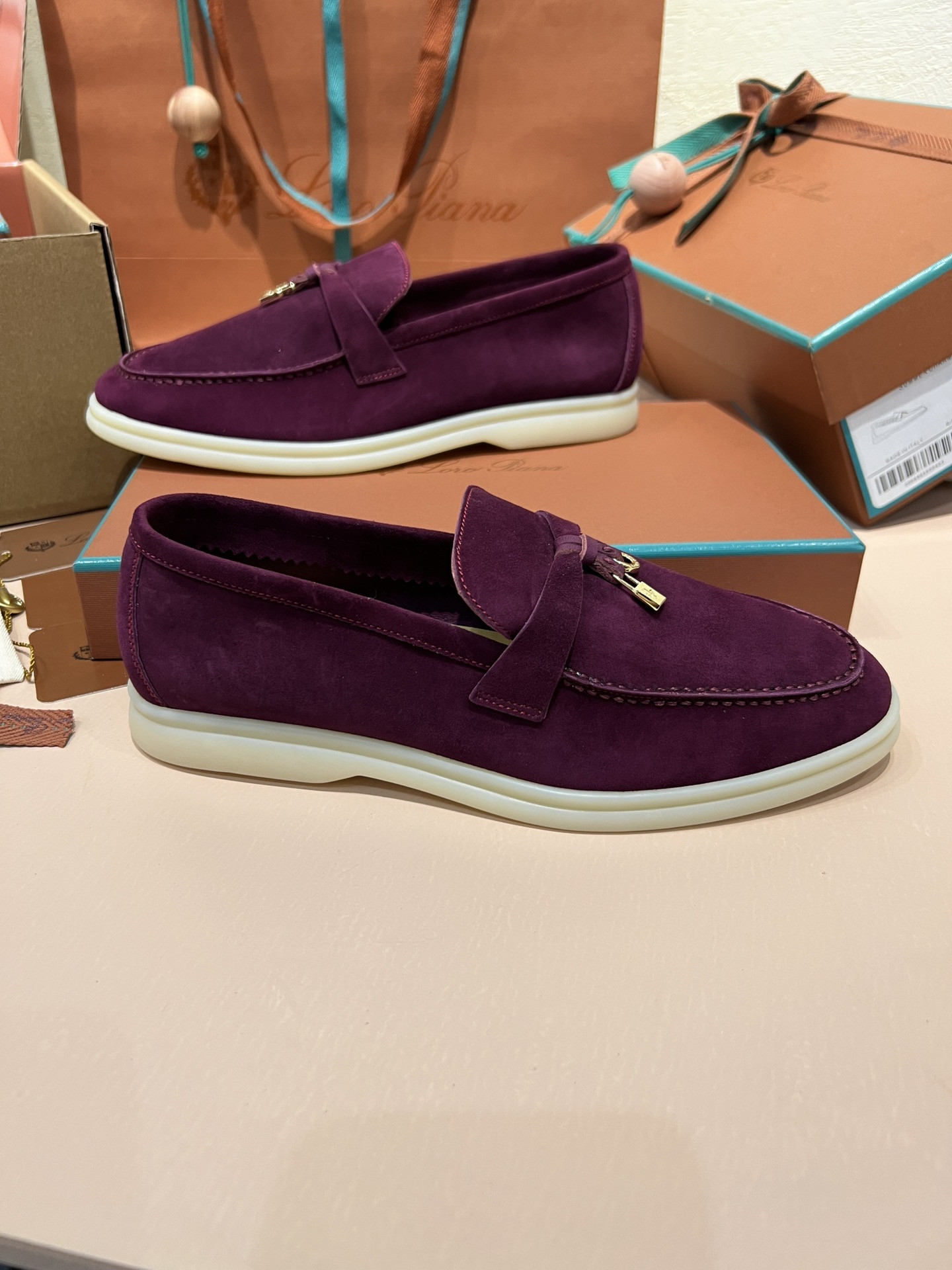 ua L**o p*ana summer charms walk loafers