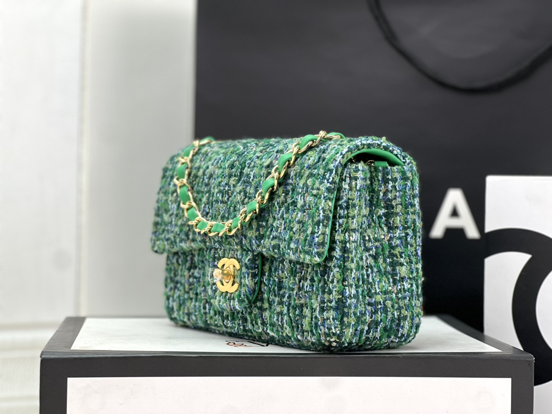 Ch*el classic flap bag 20cm