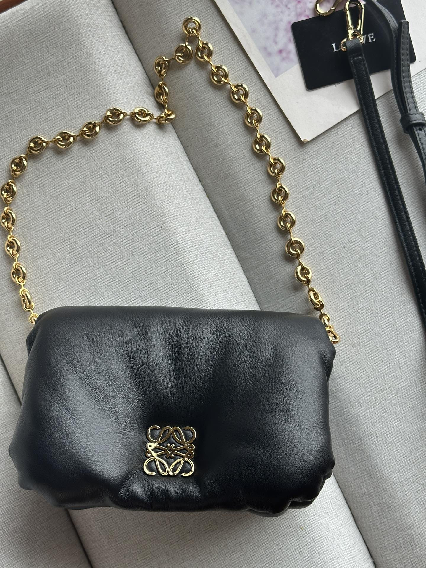 L0ew* mini puffer goya bag in shiny nappa lambskin 20x13x6cm