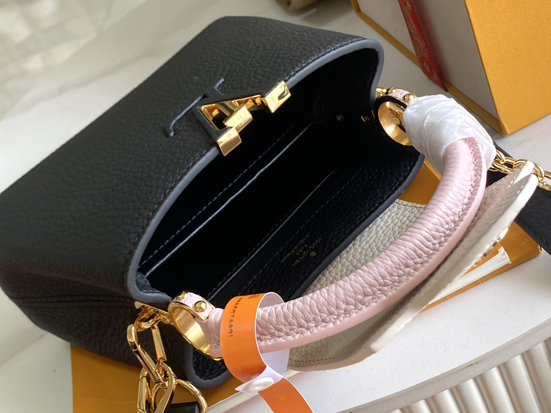 LV Capucines M20845 pink 17x12x9.5cm