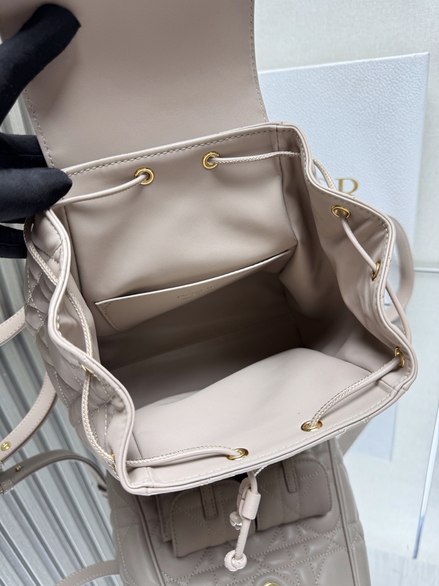 D*or caro backpack medium 23 x 26.7 x 12.5 cm