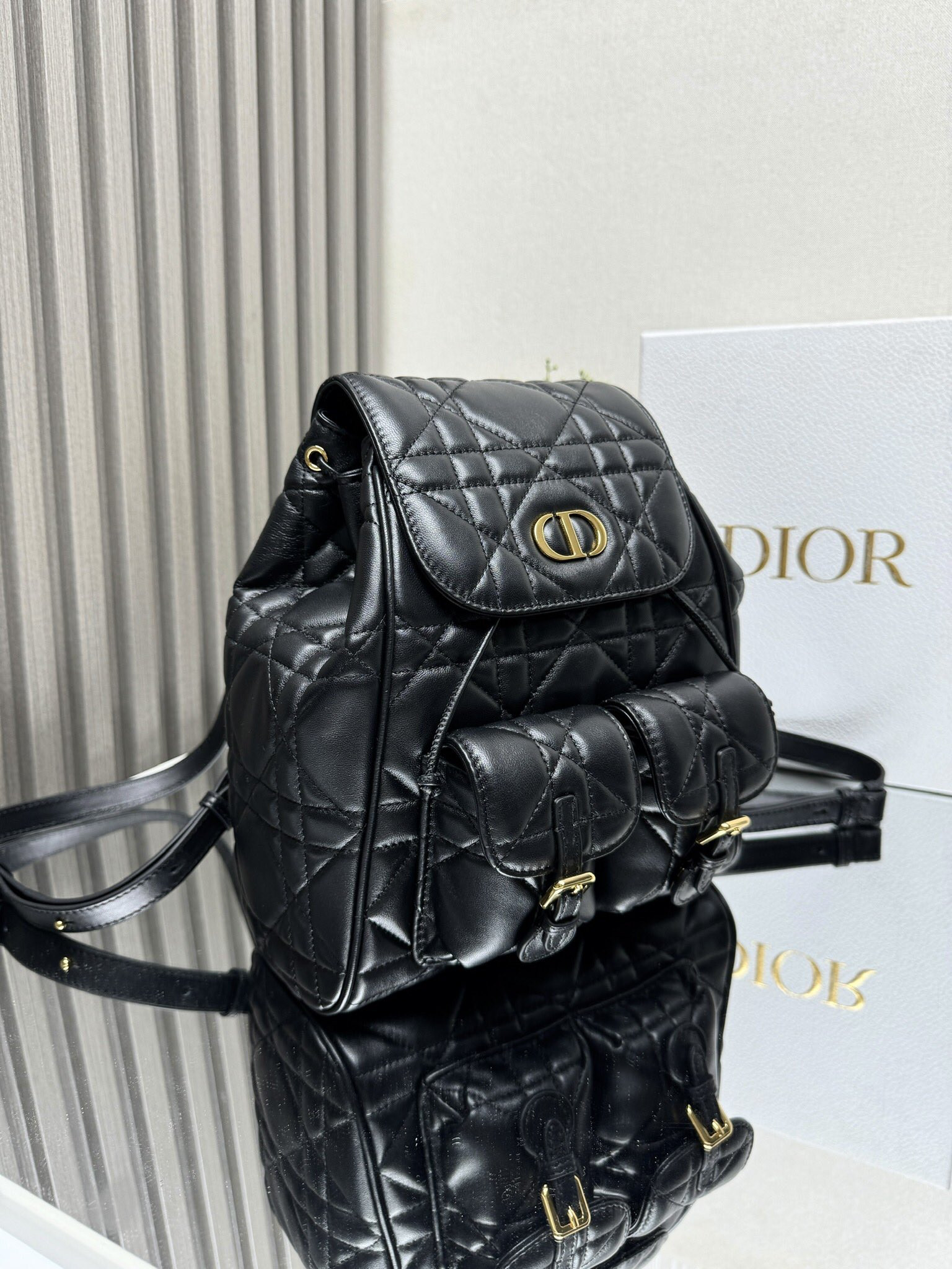 D*or caro backpack medium 23 x 26.7 x 12.5 cm