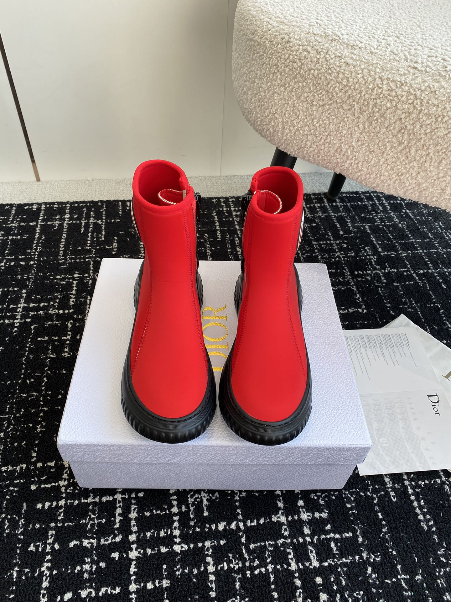 ua D*or boot