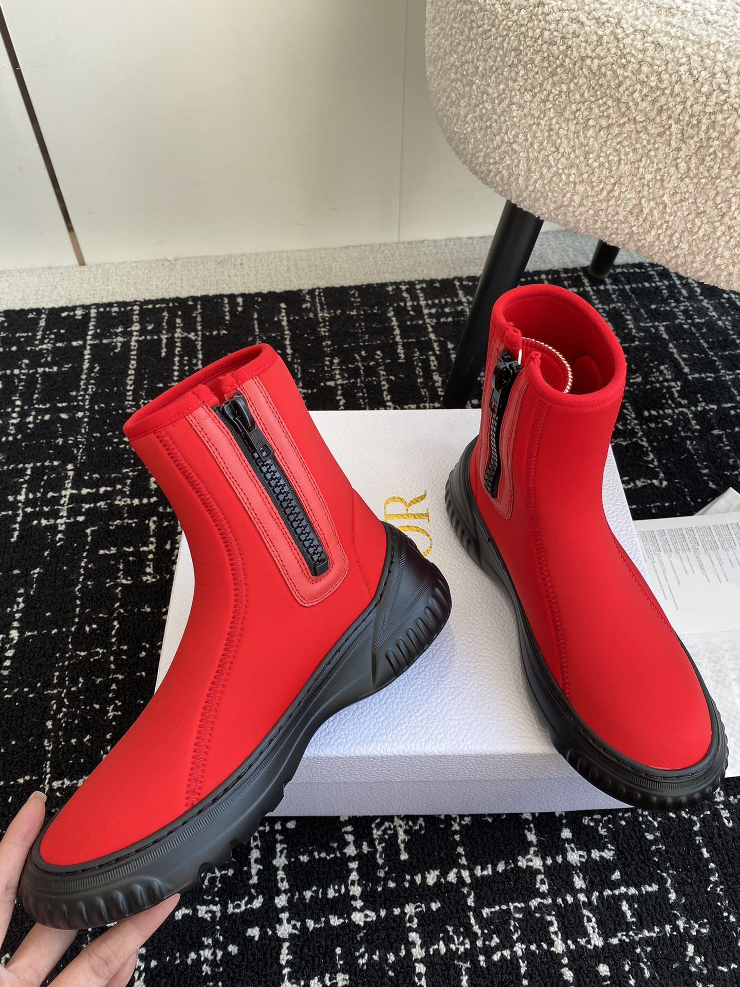 ua D*or boot