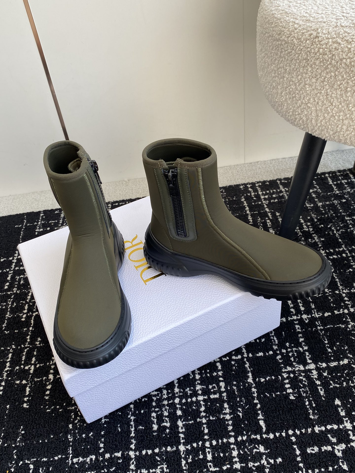 ua D*or boot