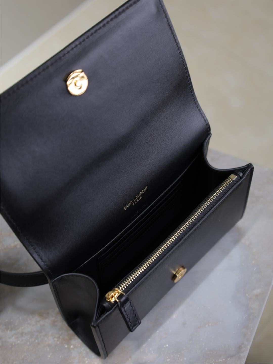 Y*L kate belt bag in grain de poudre-embossed leather 18x12x4.5cm