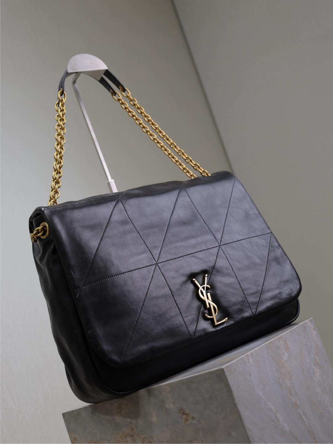 Y*L large jamie 4.3 in lambskin 43x29x9cm