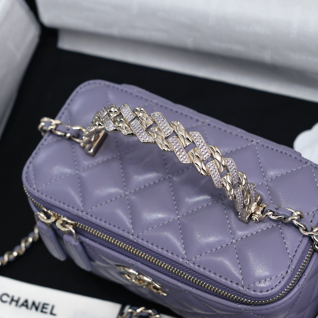 Ch*el clutch with chain 10x16x8cm