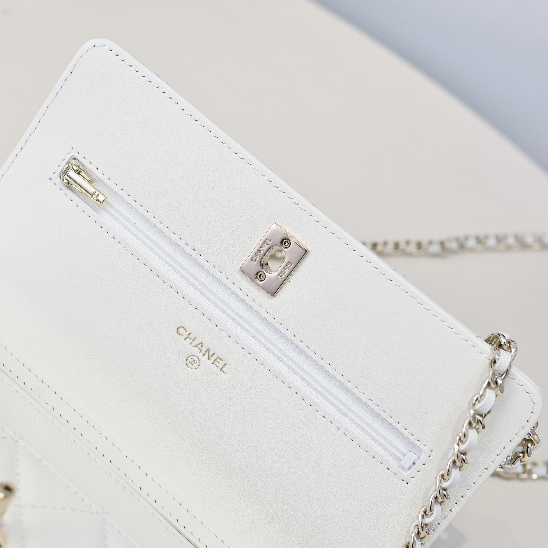 Ch*el woc classic wallet on chain 12.3x19.2x3.5cm