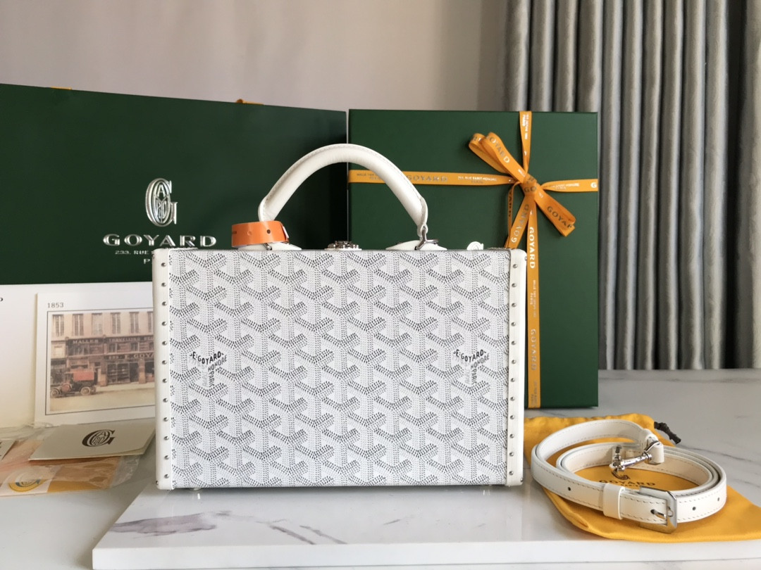 Go*ard grand hotel trunk bag 24.5x7.7x17cm