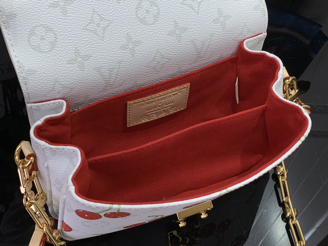 LV x TM Pochette Métis East West M14231 21.5x13.5x6cm