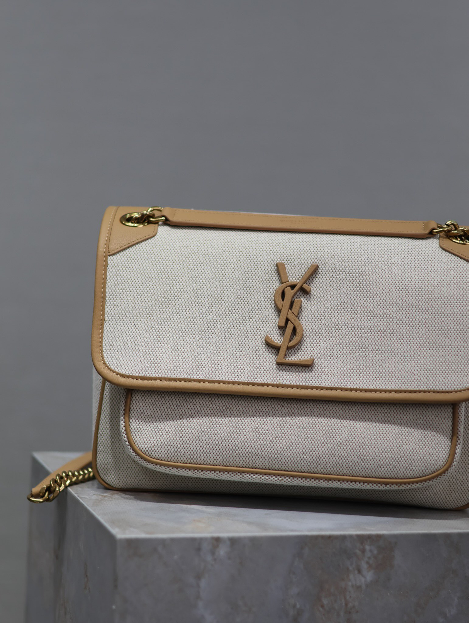 Y*L niki medium in calfskin cotton and linen 28x20x8.5cm