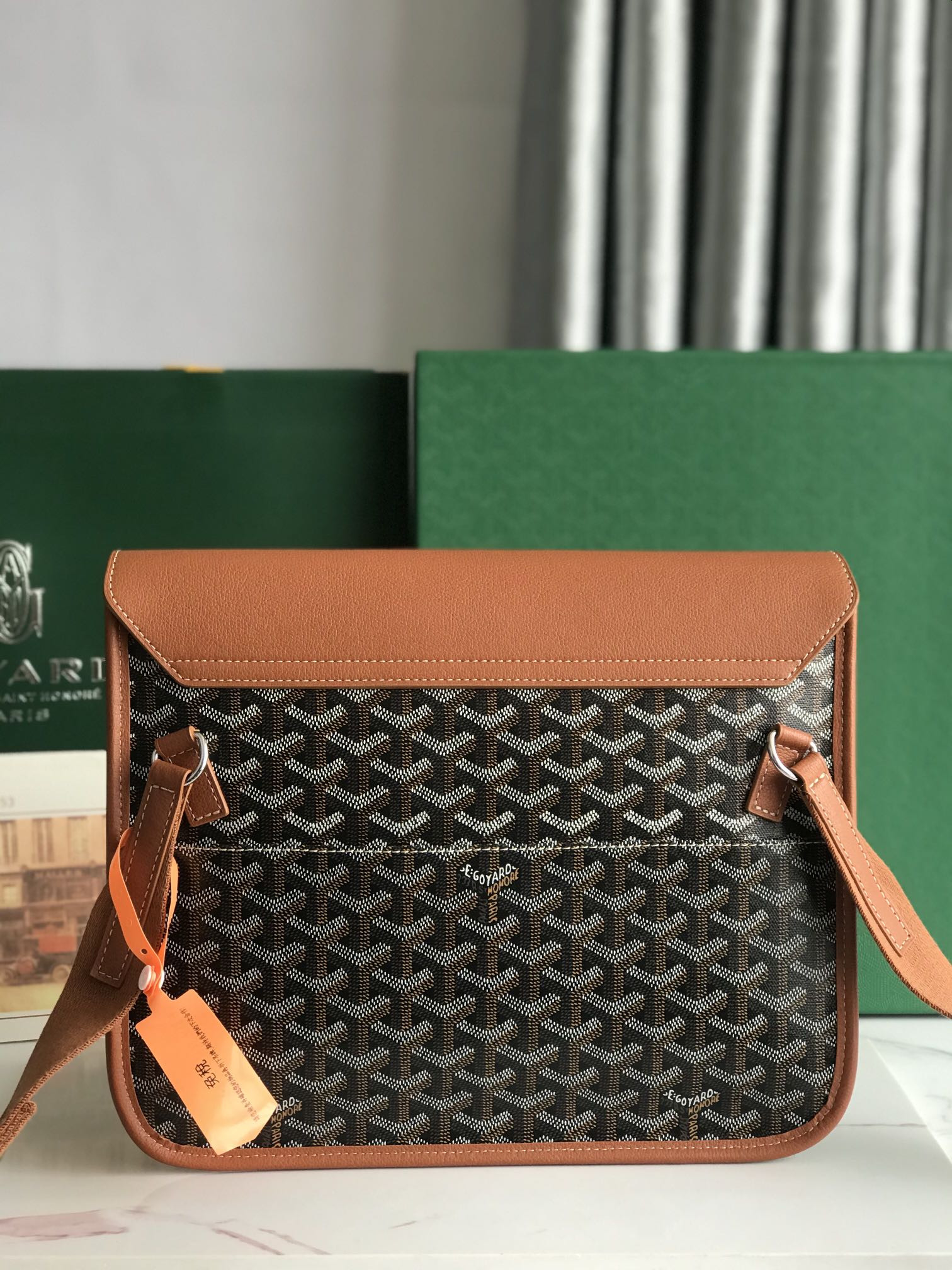 Go*ard coursier messenger bag 32x4x25cm