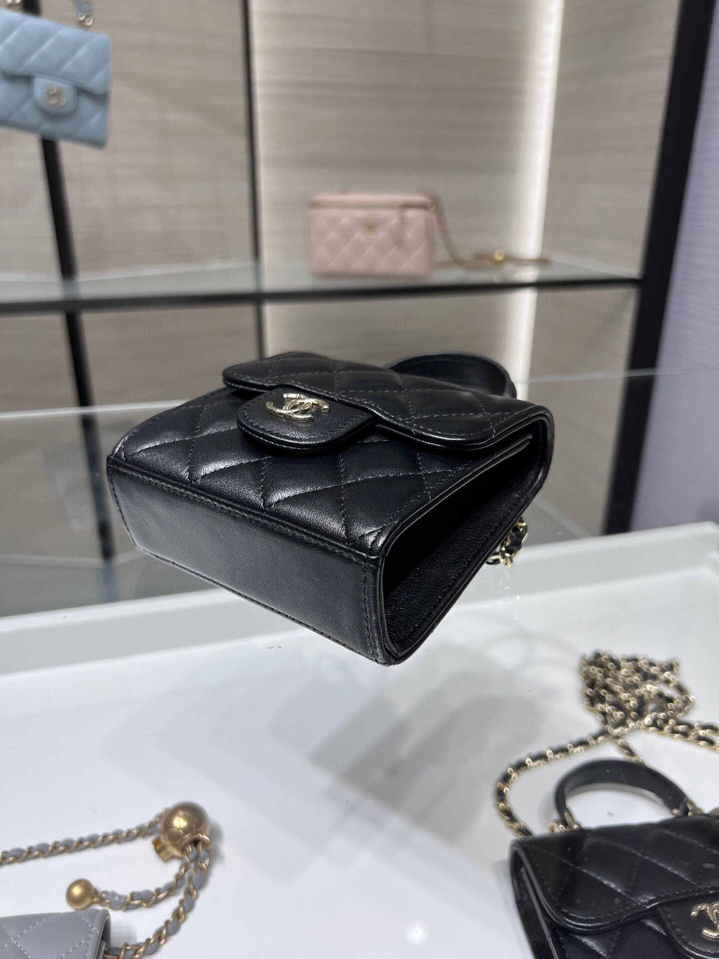 Ch*el clutch shoulder flap bag ap2682 11x11x4cm
