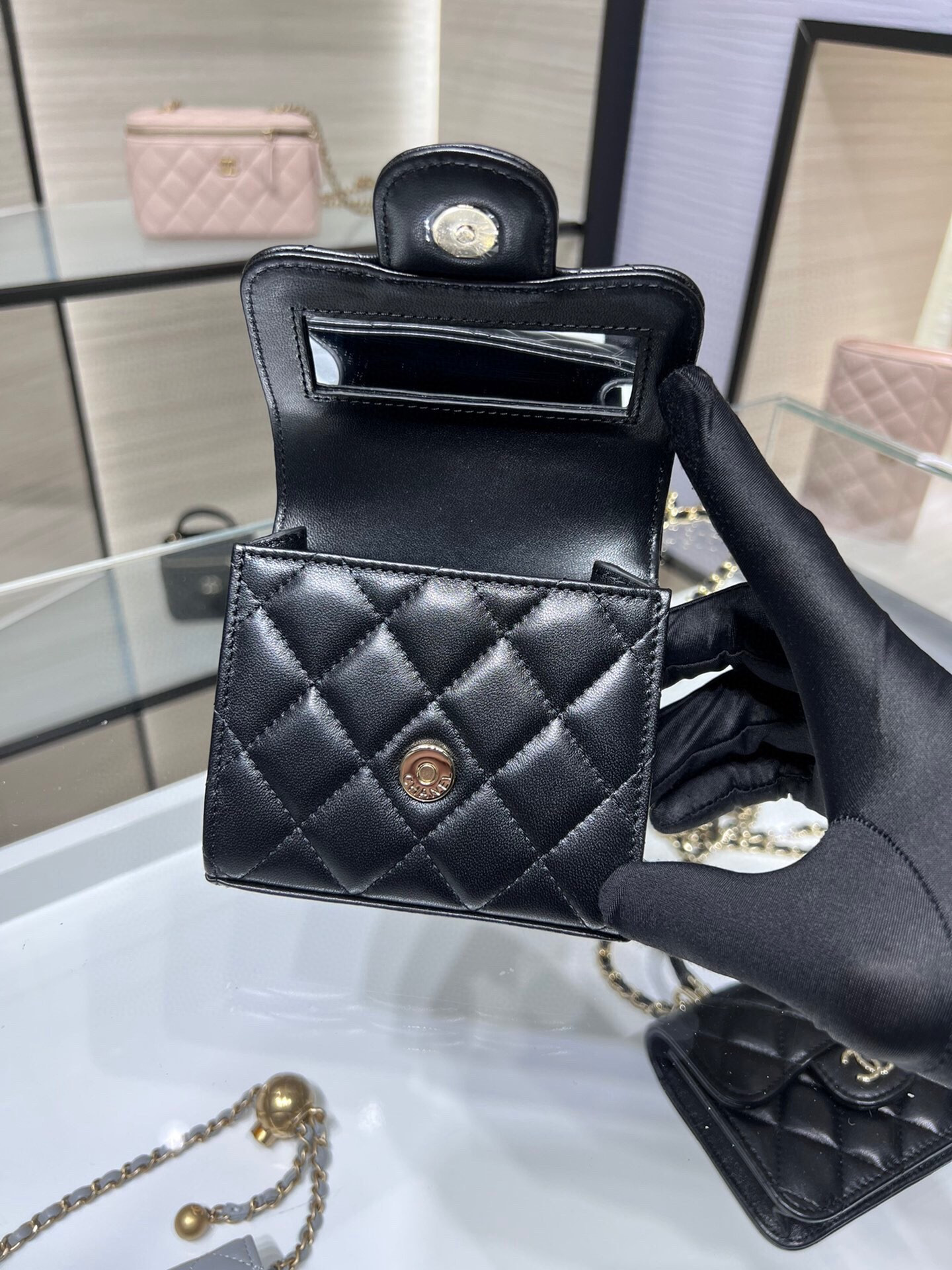 Ch*el clutch shoulder flap bag ap2682 11x11x4cm