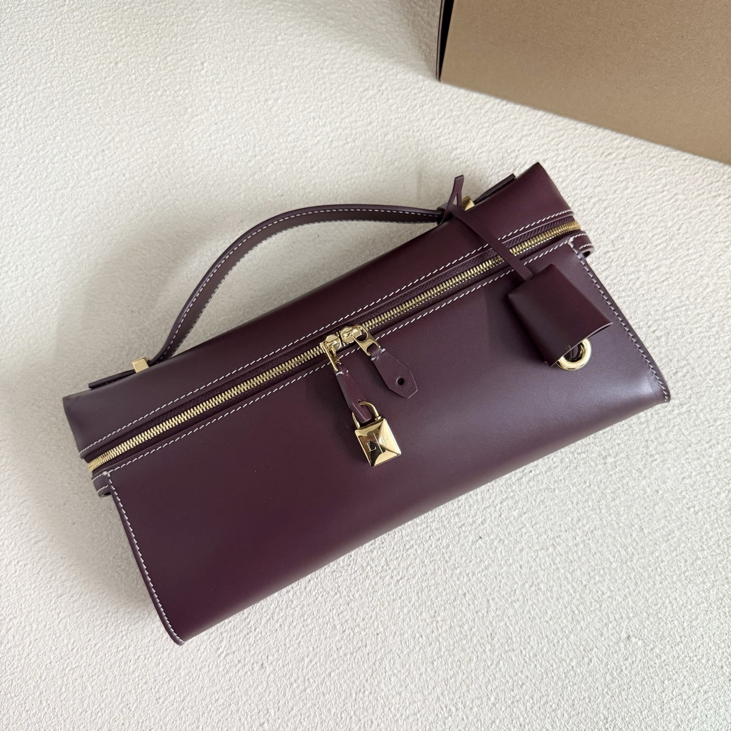 L**o p*ana extra clutch l29 29x14x3cm