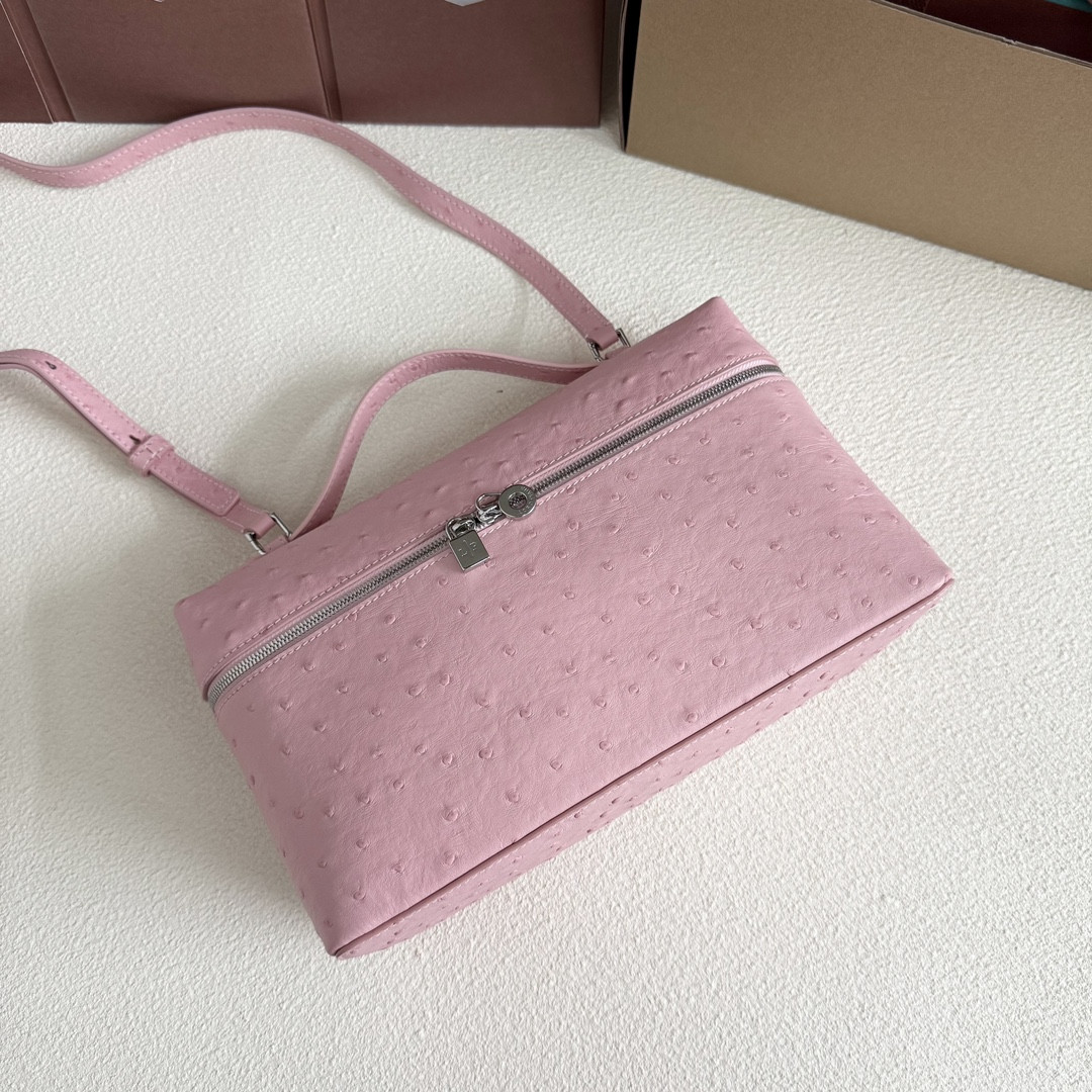 L**o p*ana extra pocket l27 ostrich-grained leather 16x27x10cm