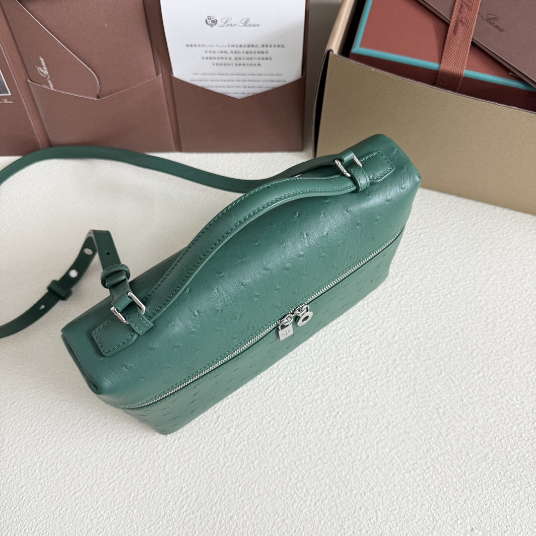 L**o p*ana extra pocket l27 ostrich-grained leather 16x27x10cm