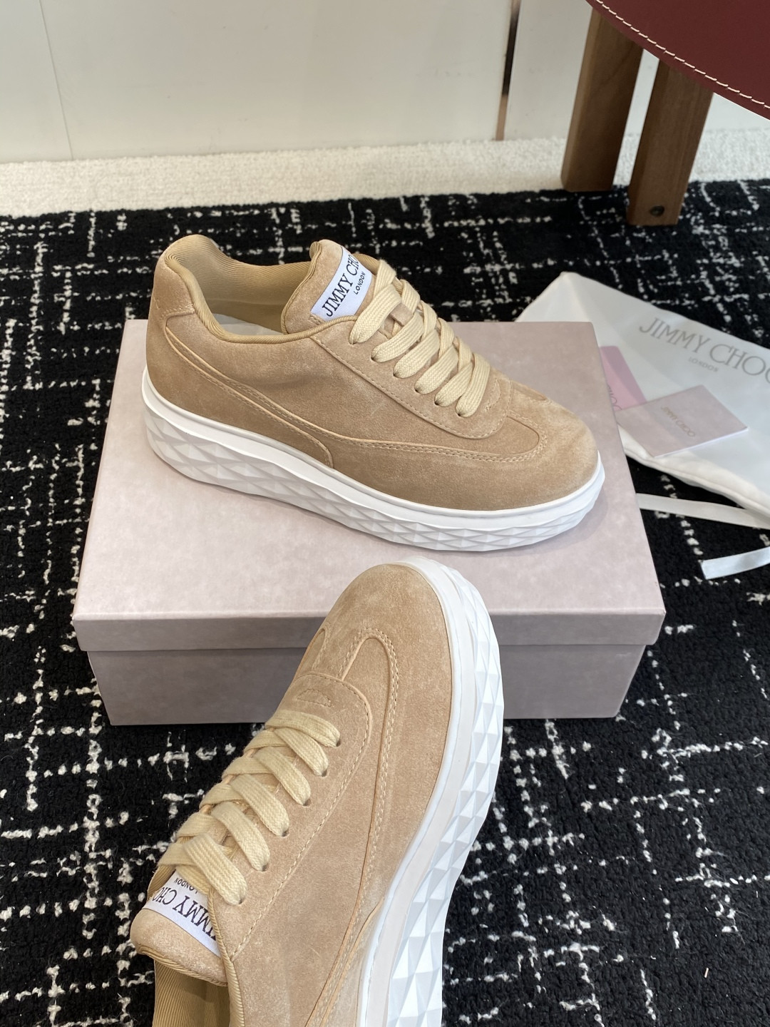 ua ji*y ch* Di*m*nd light maxi f sneakers