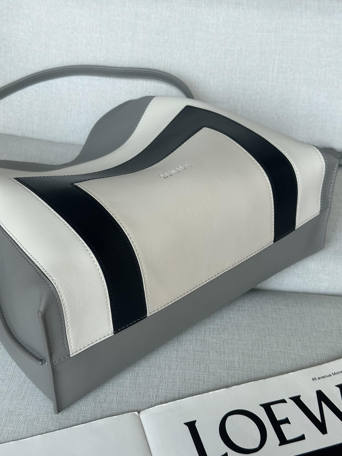 L0ew* x albers medium flamenco clutch in nappa calfskin 24.5x30x10.5cm