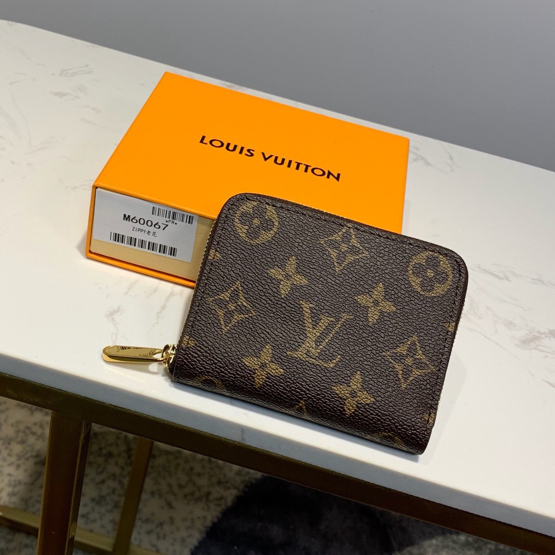 LV ZIPPY COIN PURSE M60067