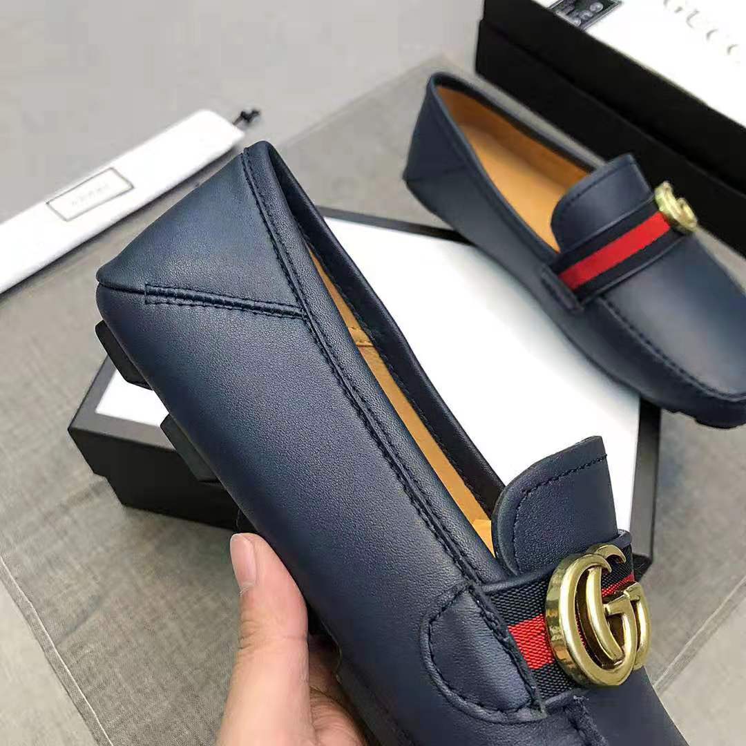 G*u*i men leather driver with web-navy