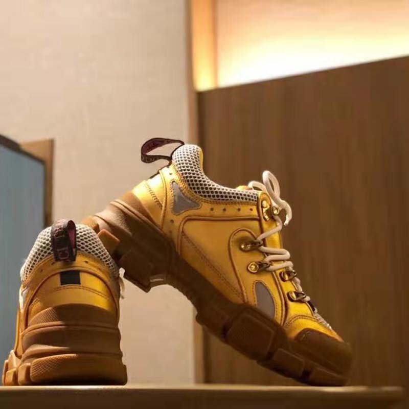 G*u*i unisex flashtrek sneaker in gold metallic leather 5.6 cm heel