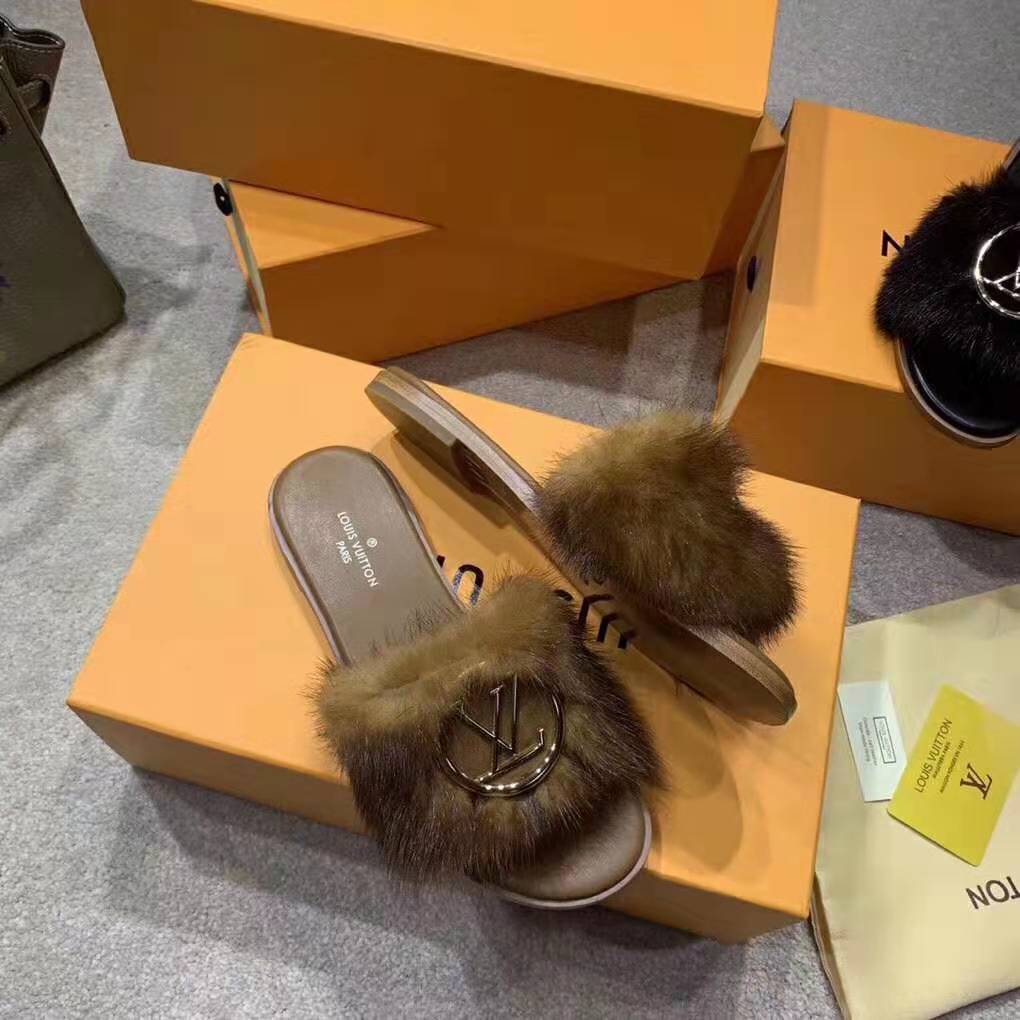 Louis Vuitton LV Women Lock It Mule in Mink and Leather-Brown