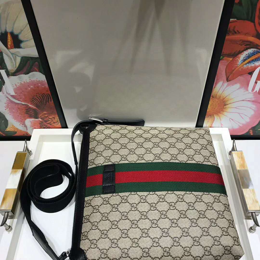 G*u*i gg men web gg supreme flat messenger supreme canvas
