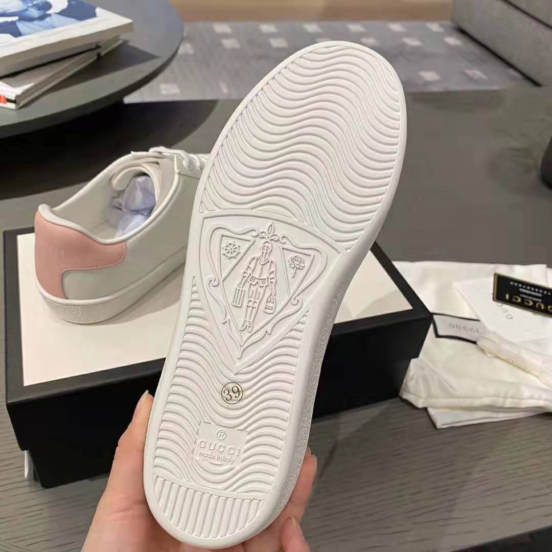 G*u*i gg unisex ace sneaker with interlocking g white scrap less leather