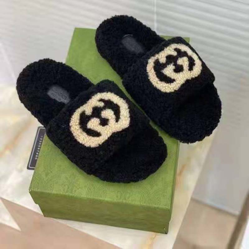 G*u*i gg women’s slide sandal with interlocking g black interlocking g merino wool