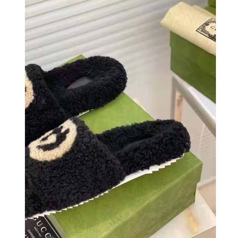 G*u*i gg women’s slide sandal with interlocking g black interlocking g merino wool