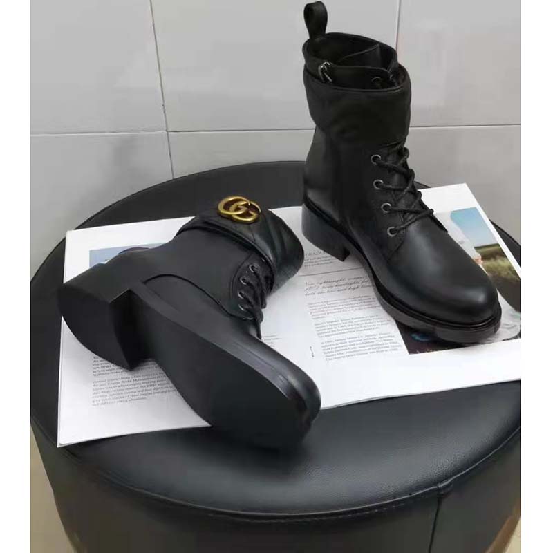 G*u*i gg women’s ankle boot double g black leather tonal matelassé