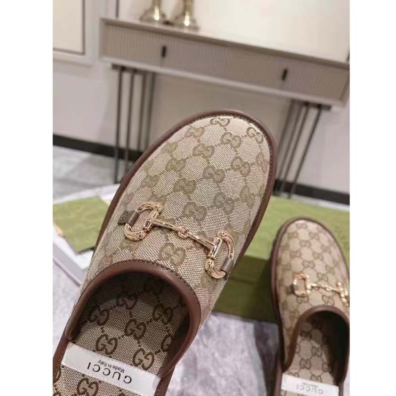 G*u*i unisex slipper with horsebit gg supreme canvas gold-toned hardware